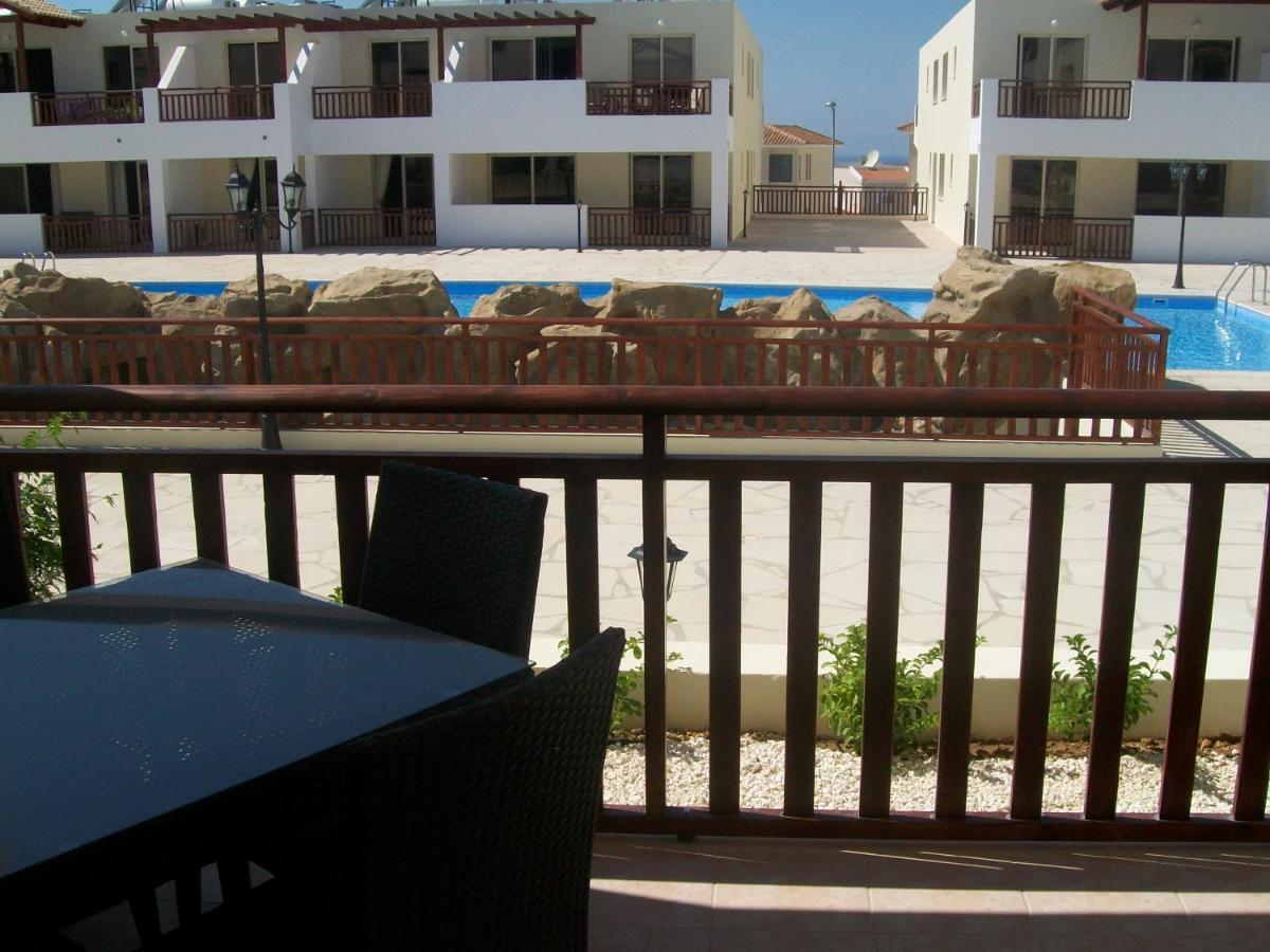 C5 Vanessa Poolside Apartment Peyia Luaran gambar